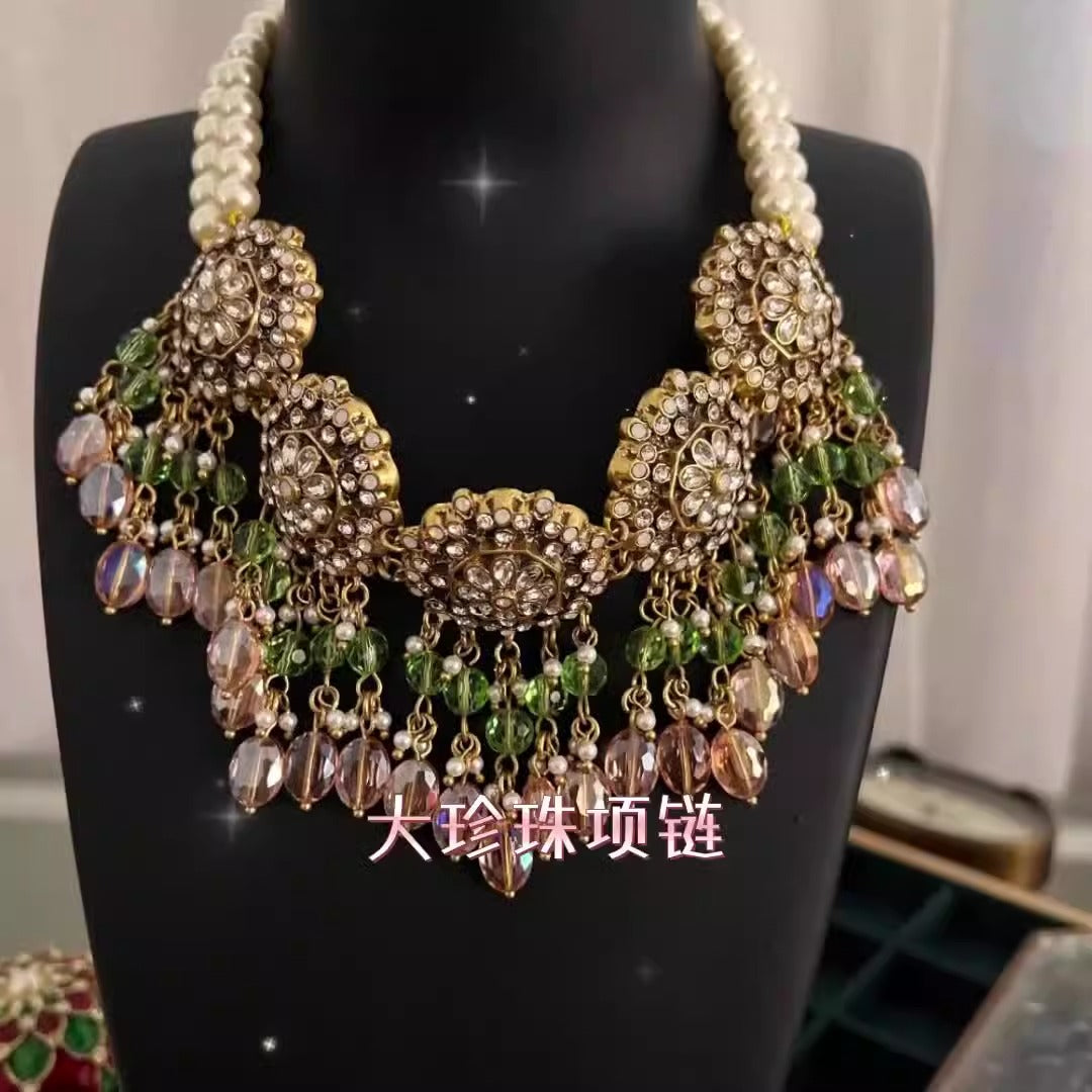 Modieuze Veelzijdige Handgemaakte Klassieke Sieradenset Retro Statement Parelmoer Kralen Halsketting/Oorbellen met Strass-steentjes en Kristallen voor Dames