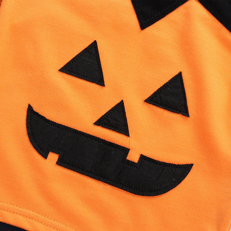 Vierdelige Halloween-kinderkleding in de vorm van een vleermuispompoen