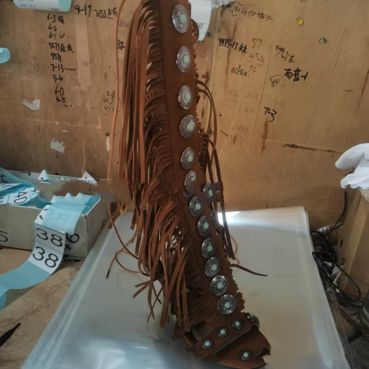 Europese en Amerikaanse Elegante Effen Kleur Sandaletten Laarzen van PU-Leer in Native Stijl met Franjes en Vetersluiting voor Dames & Meiden