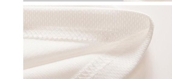 De nieuwe hoodie met geometrische digitale print