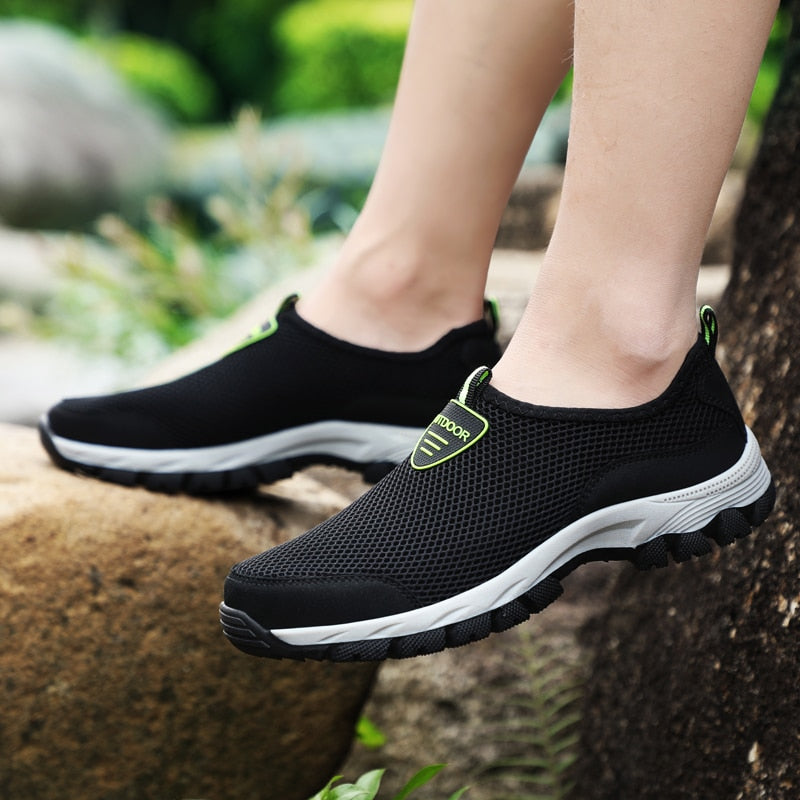 Comfortabele Effen Kleur Ademend Casual Slip-On Sneakers van Mesh met Platte Rubberzool en Ronde Neus voor Heren & Jongens