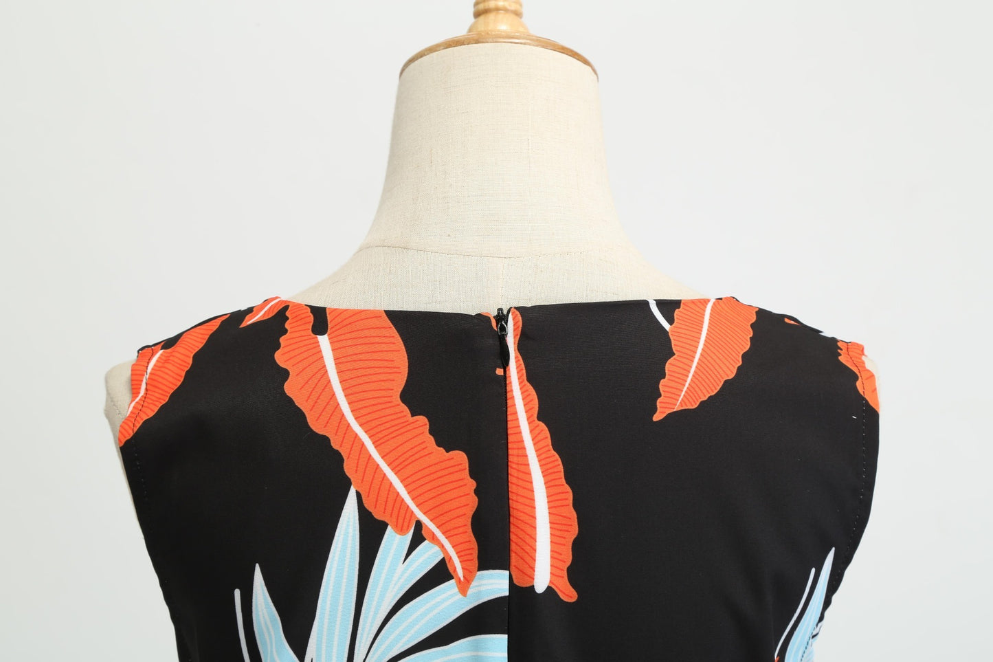 Hepburn Style Retro Afslankende-Taille Jurk met Ronde Hals en Bloemenpatroon voor Dames & Plus-size