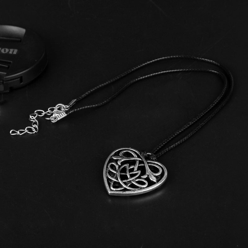 Europese Vintage Keltische Hartknoop Halsketting (Symbool Eeuwige Liefde) voor Dames