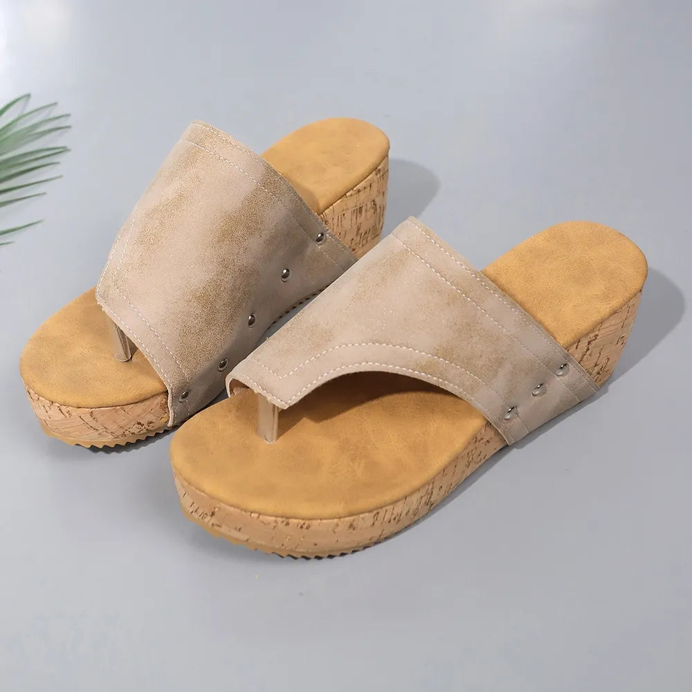 Stijlvolle Comfortabele Effen Kleur Sandalen van PU-Leer met Sleehak van Kurk voor Dames & Meiden