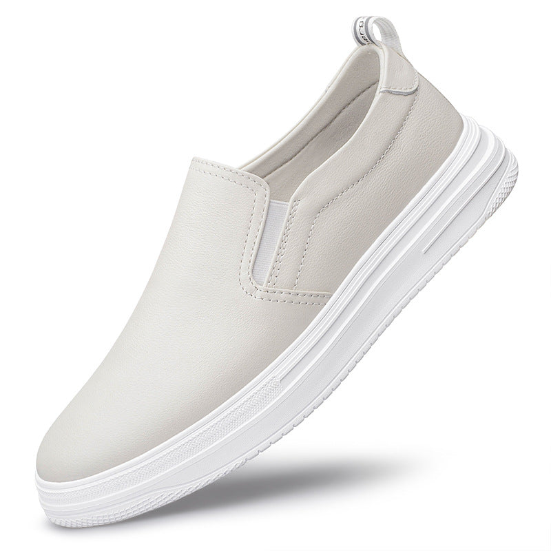 Eenvoudige Comfortabel Ademende Casual Effen Kleur Slip-On Boardschoenen van Echt Leer met Ronde Neus en Dikke Platformzool voor Heren & Jongens