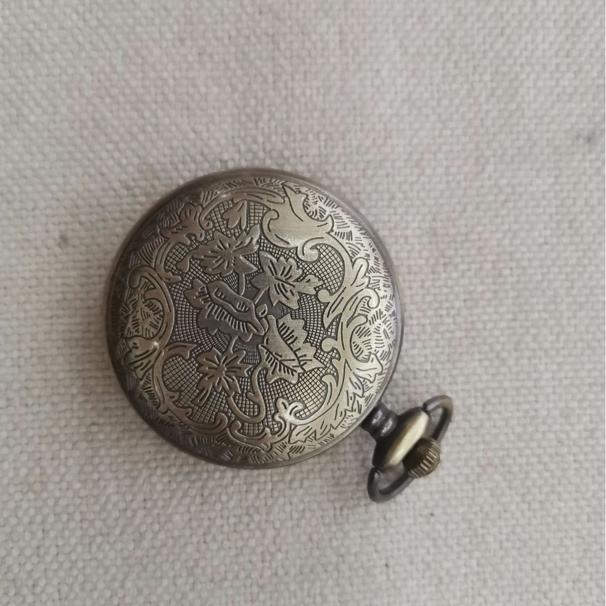 Vintage Peony Hollow Brozen Ketting Zakhorloge met Bloem Ornament voor Heren