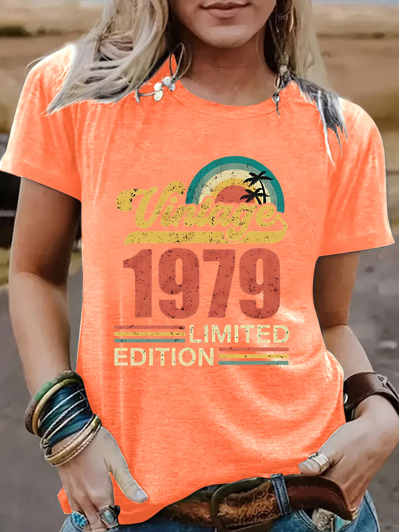 Klassiek Casual Effen Kleur Bedrukte Vintage Stijl uit 1979 T-shirt met Ronde Hals en Korte Mouwen voor Dames/Meiden & Plus-SizeKlassiek
