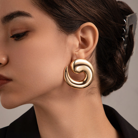 Modieuze Gepersonaliseerde Retro Ronde Holle Oorbellen/Broche/Halsketting in Vorm van Slak met Koordsluiting voor Dames