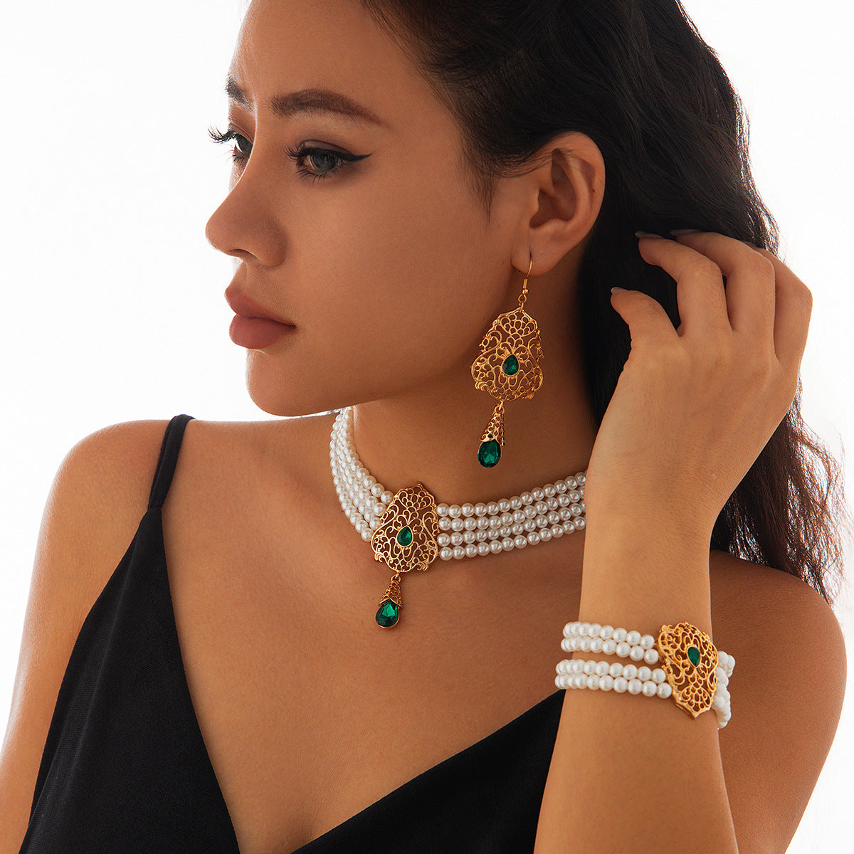 Stijlvolle Luxe Sieradenset Lichtgewicht Retro Geometrische Imitatieparels Halsketting Armband & Oorbellen met Edelstenen Strass-steentjes en Verstelbare Sluiting voor Dames