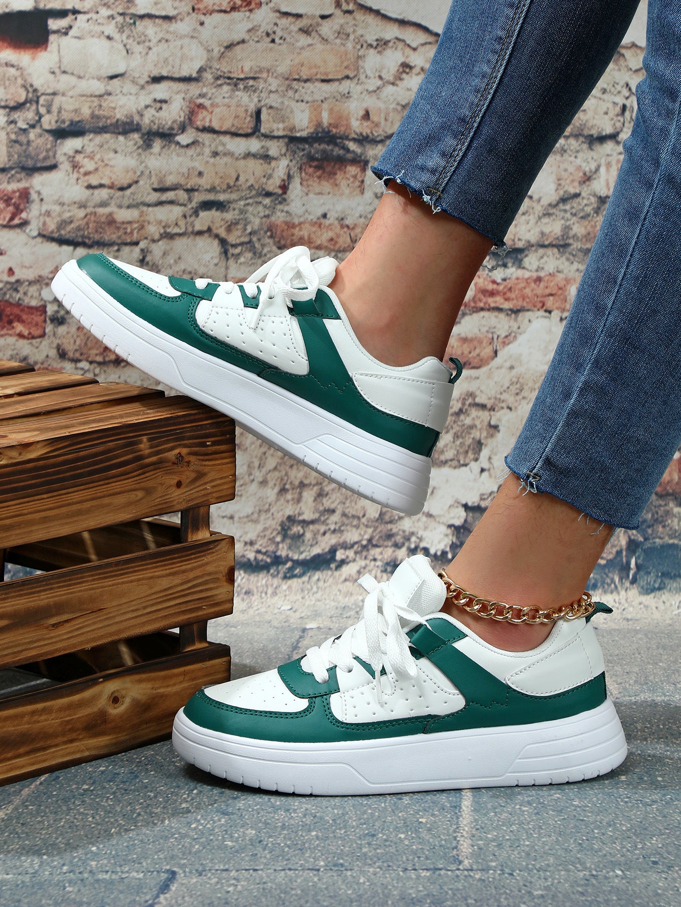 Europese en Amerikaanse Casual Modeplatform Comfortabele Effen Kleur Sneakers van PU-leer & Mesh met Zachte Rubber Zool en Vetersluiting  voor Dames & Meiden