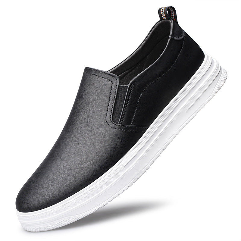 Eenvoudige Comfortabel Ademende Casual Effen Kleur Slip-On Boardschoenen van Echt Leer met Ronde Neus en Dikke Platformzool voor Heren & Jongens