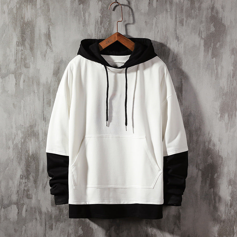 Twee valse hoodies met een losse hoodie