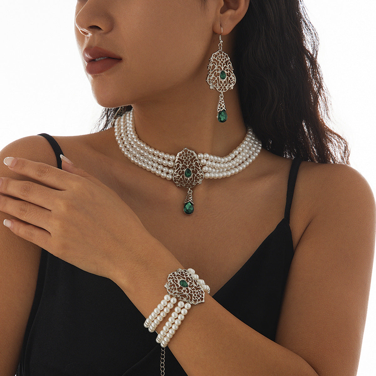 Stijlvolle Luxe Sieradenset Lichtgewicht Retro Geometrische Imitatieparels Halsketting Armband & Oorbellen met Edelstenen Strass-steentjes en Verstelbare Sluiting voor Dames