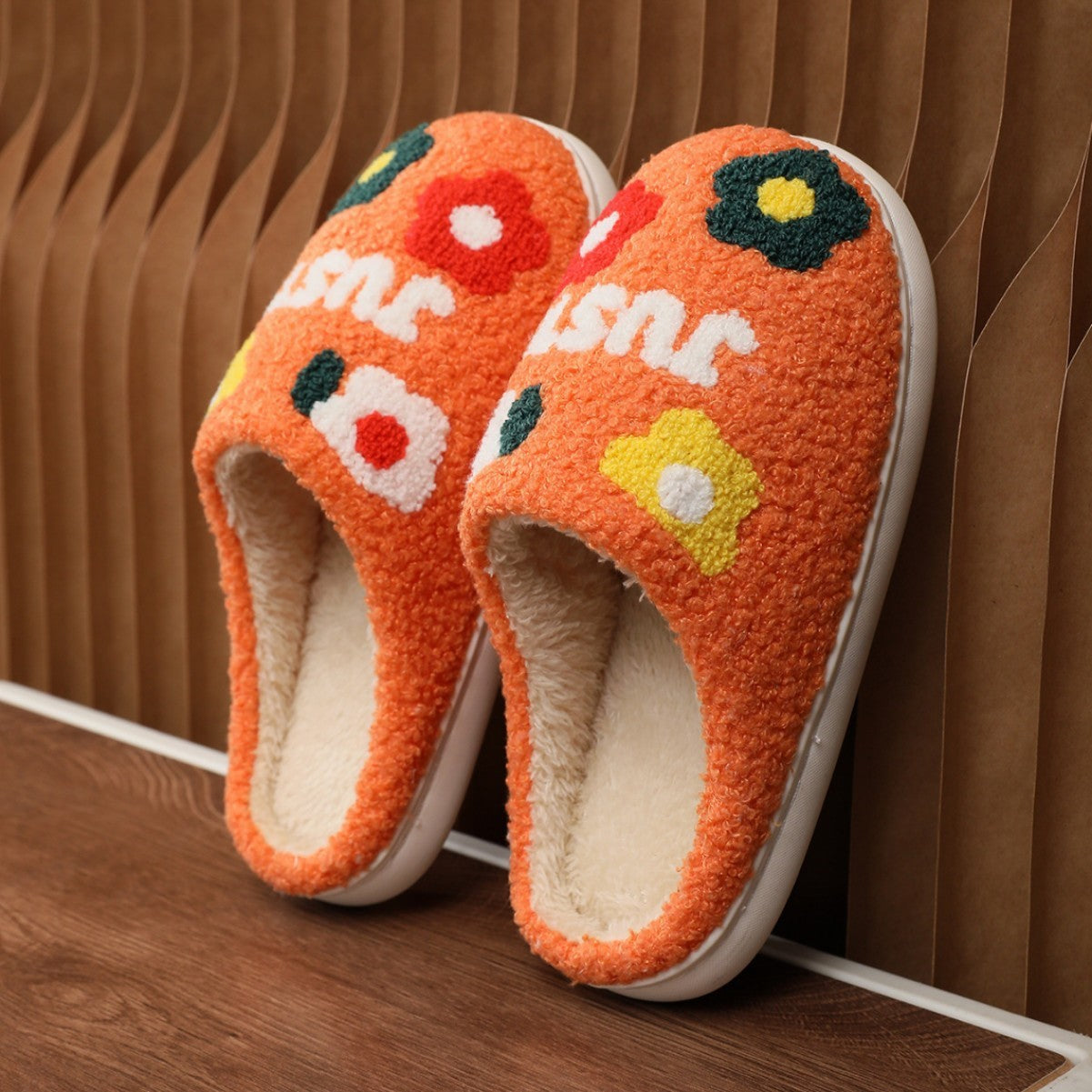 Winterse Warme Antislip Pantoffels met Geborduurde Bloemenpatroon voor Unisex