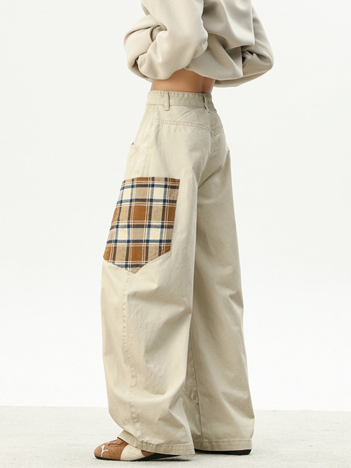 888dfa27aa624d06938de71374f11ab7-Max