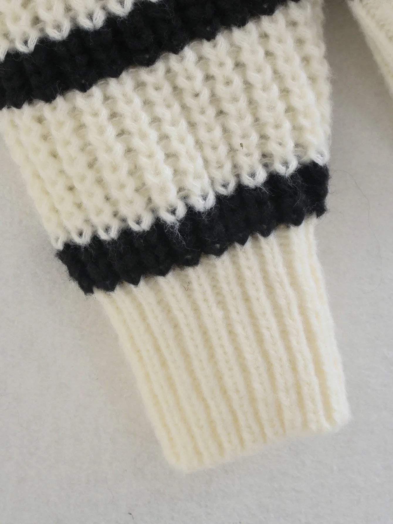 Europese en Amerikaanse Trendy Gestreepte Gebreide Trui met Halve Col voor Dames & Meiden