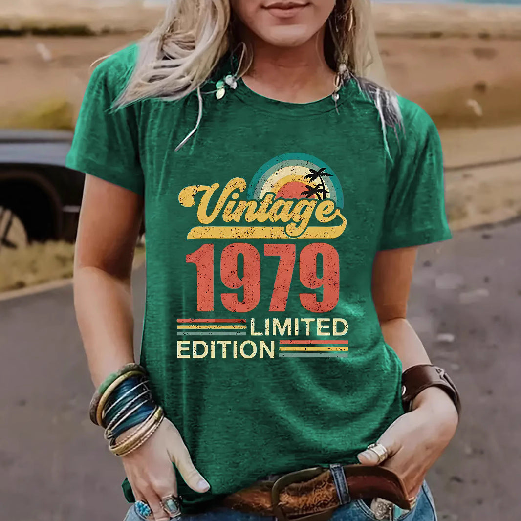 Klassiek Casual Effen Kleur Bedrukte Vintage Stijl uit 1979 T-shirt met Ronde Hals en Korte Mouwen voor Dames/Meiden & Plus-SizeKlassiek