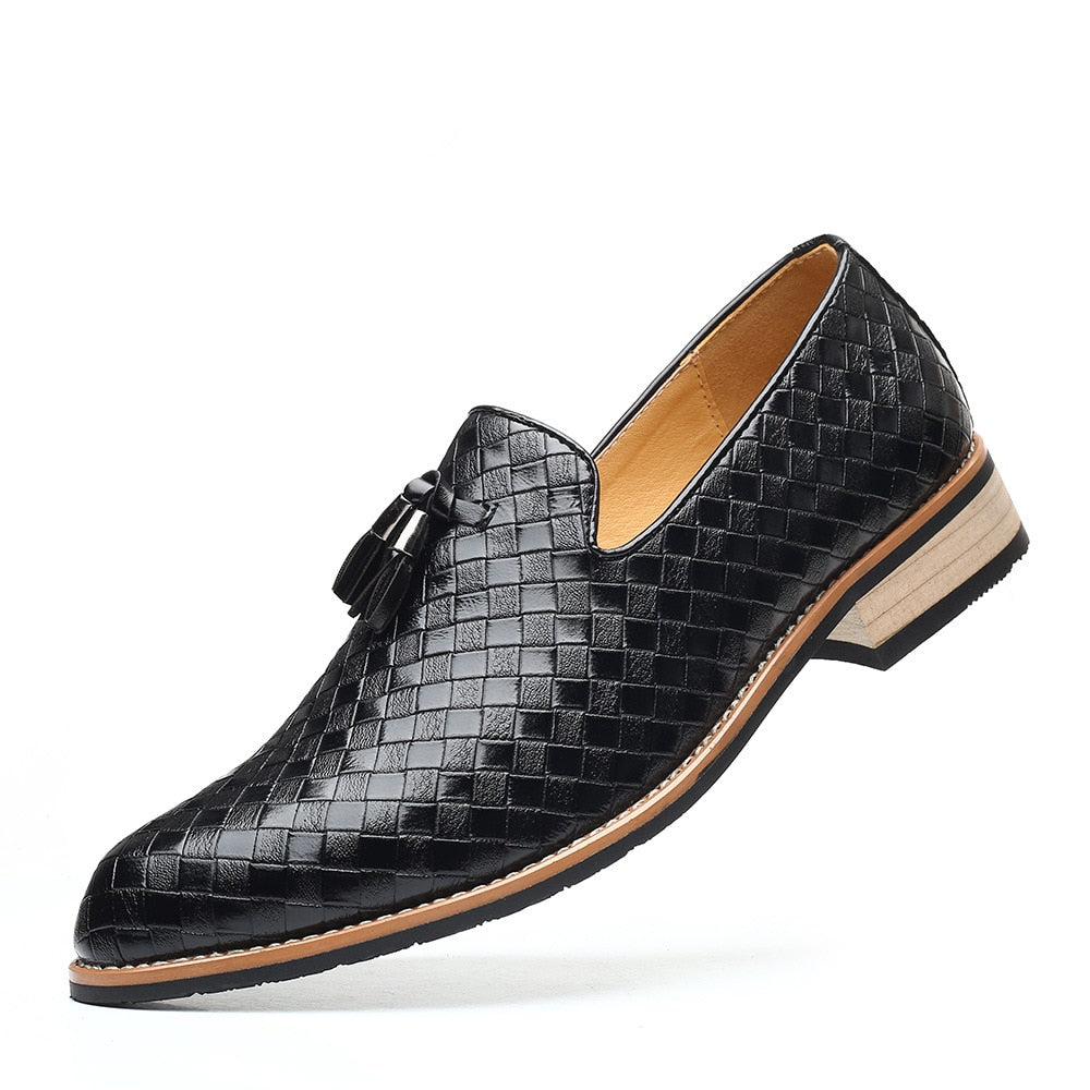 Modieuze Klassiek Britse Stijl Effen Kleur Formele Casual/Business Geweven Loafers met Kwastjes