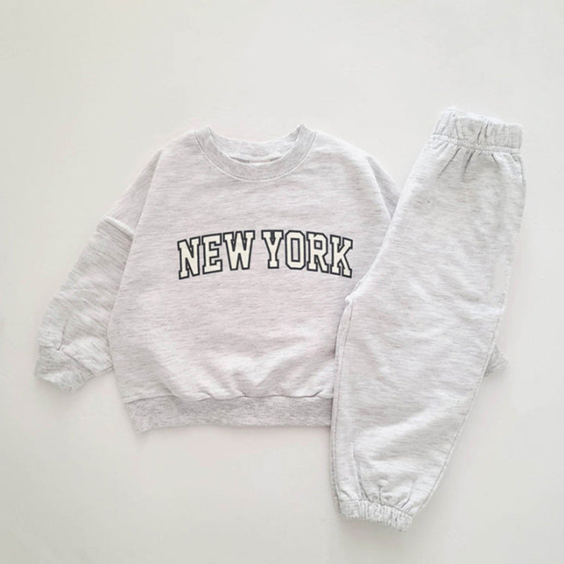 Trendy 2-deligset Sweatshirt met Tekstprint & Broek voor Baby's/ Peuters