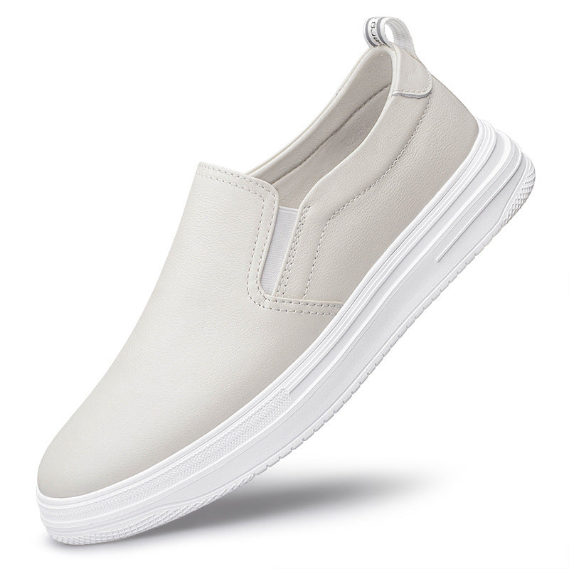 Eenvoudige Comfortabel Ademende Casual Effen Kleur Slip-On Boardschoenen van Echt Leer met Ronde Neus en Dikke Platformzool voor Heren & Jongens