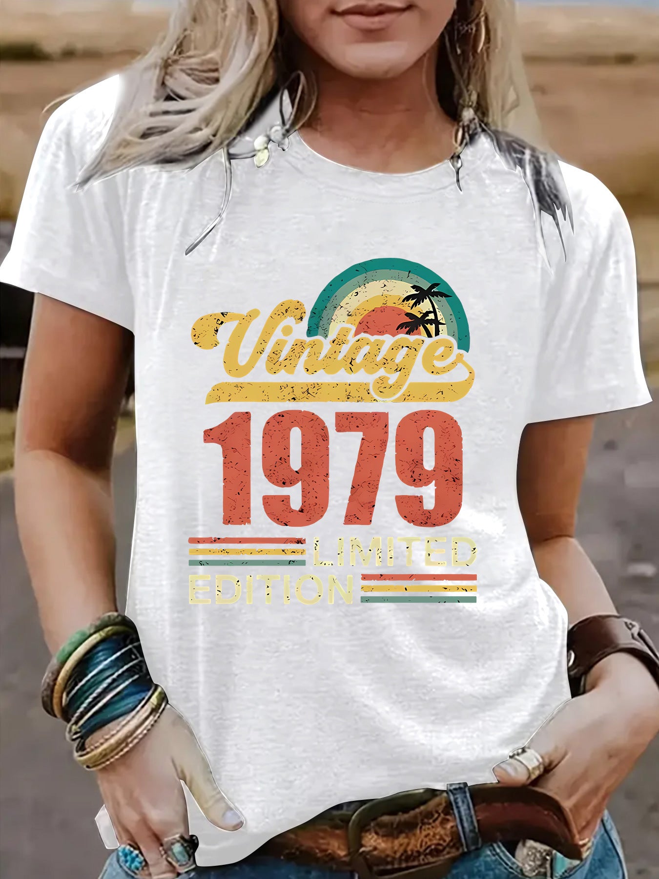 Klassiek Casual Effen Kleur Bedrukte Vintage Stijl uit 1979 T-shirt met Ronde Hals en Korte Mouwen voor Dames/Meiden & Plus-SizeKlassiek