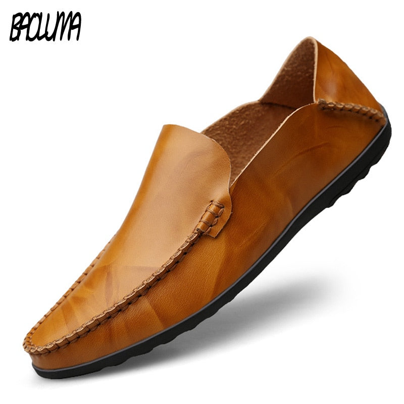 Elegante Unieke ltailaanse Casual Effen Kleur Designer Ronde Neus Loafer van Echt Splitleer met Antislip en Platte Rubberzool voor Heren