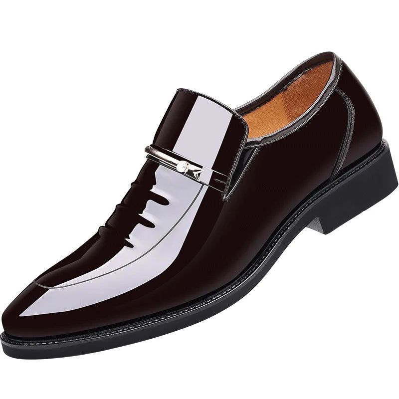 Elegante Effen Kleur Formele Casual Business Lakleren Loafers van Veganistisch Leer met Spitse Neus en Lage Vierkante Hak voor Heren