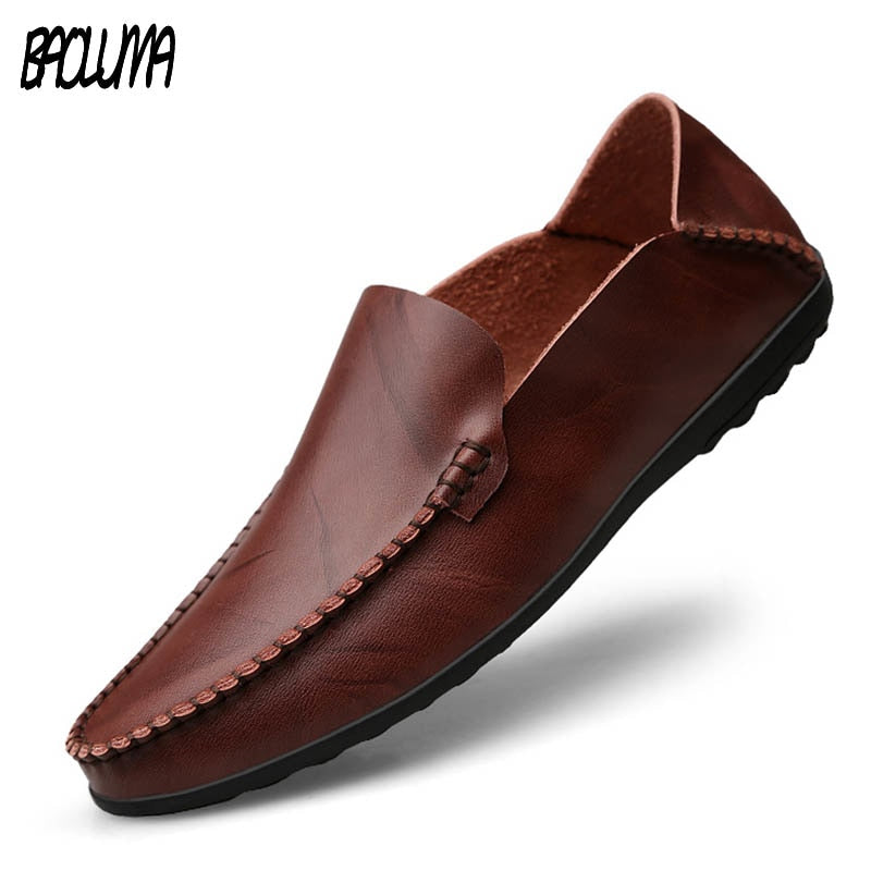 Elegante Unieke ltailaanse Casual Effen Kleur Designer Ronde Neus Loafer van Echt Splitleer met Antislip en Platte Rubberzool voor Heren