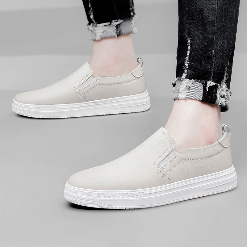 Eenvoudige Comfortabel Ademende Casual Effen Kleur Slip-On Boardschoenen van Echt Leer met Ronde Neus en Dikke Platformzool voor Heren & Jongens