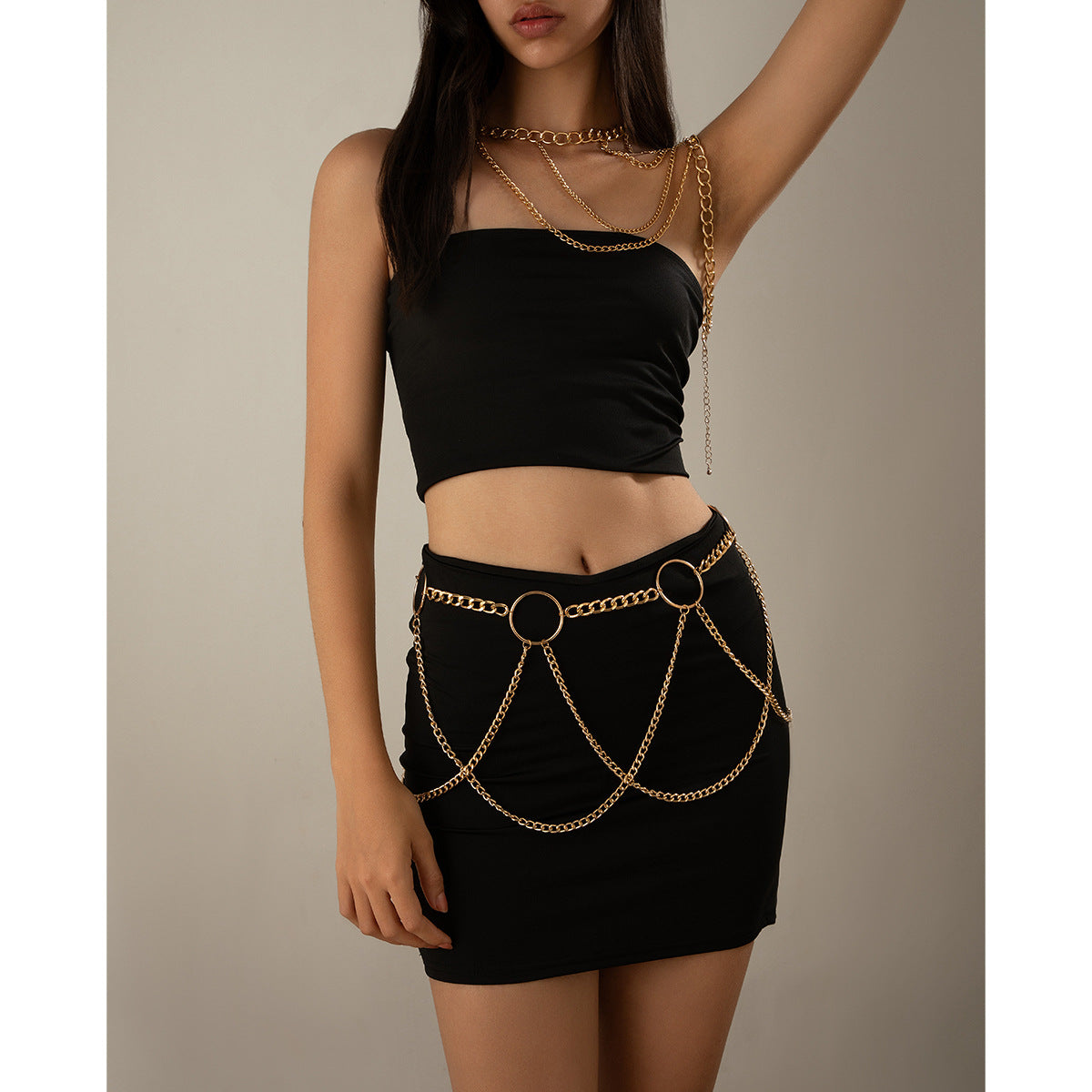 Franse Punkstijl Metalen Aluminium Bodychain met Holle Kwastjes en U-vormige Kruis voor Dames