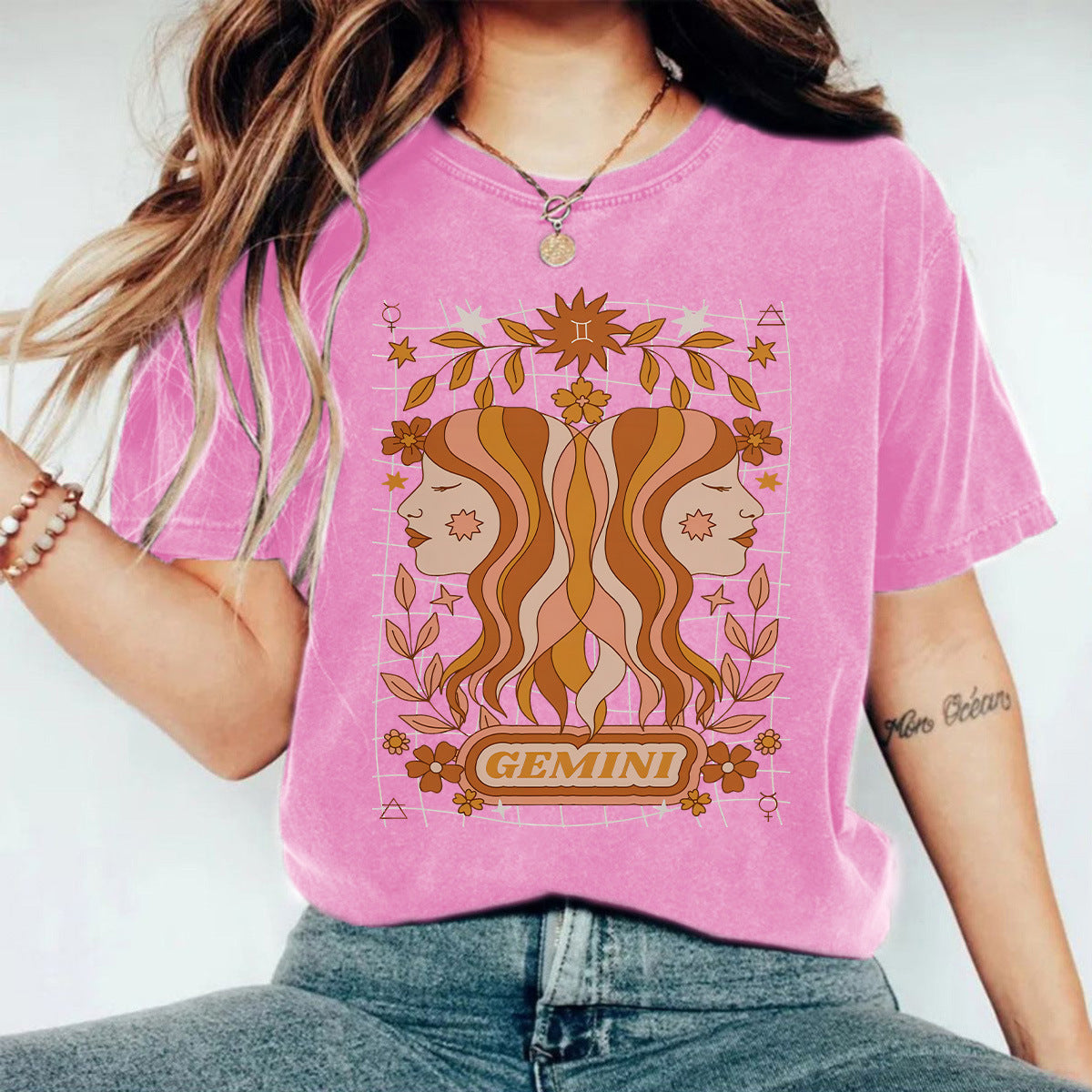 Stijlvolle Effen Kleur Washed Casual Vintage Ronde Hals T-shirt met GEMINI-print en Korte Mouwen voor Dames & Plus-Size