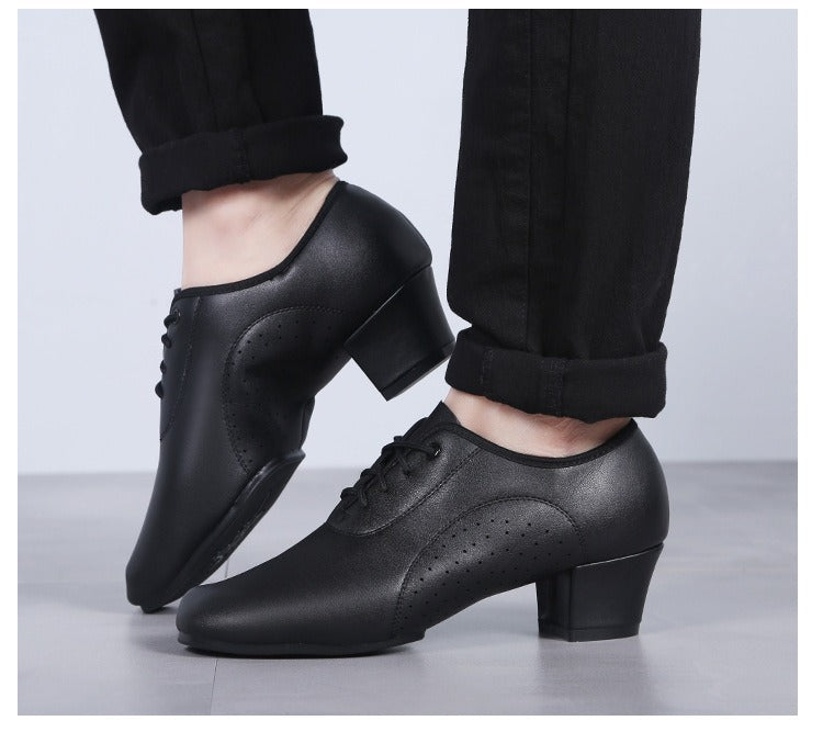 Klassieke Modieuze Effen Kleur Elegante Latijns Amerikaanse Dansschoenen van Echt Leer met Hoge Hak en Vetersluiting voor Heren