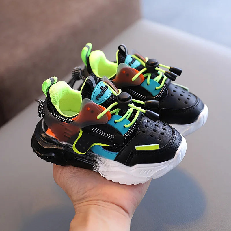 Modieuze Casual Kleurrijke Ademende Comfortabele Sportschoenen van Mesh & PU-Leer met Antislip en voor Kinderen