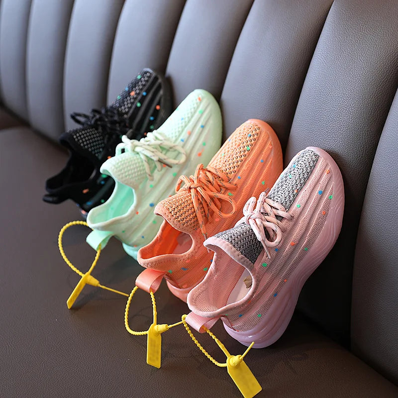Trendy Stijlvolle Effen Kleur Ademend Lichtgewicht Casual LED Kindersneakers van Mesh met Bloemenmotief en  Vestersluiting voor Kinderen