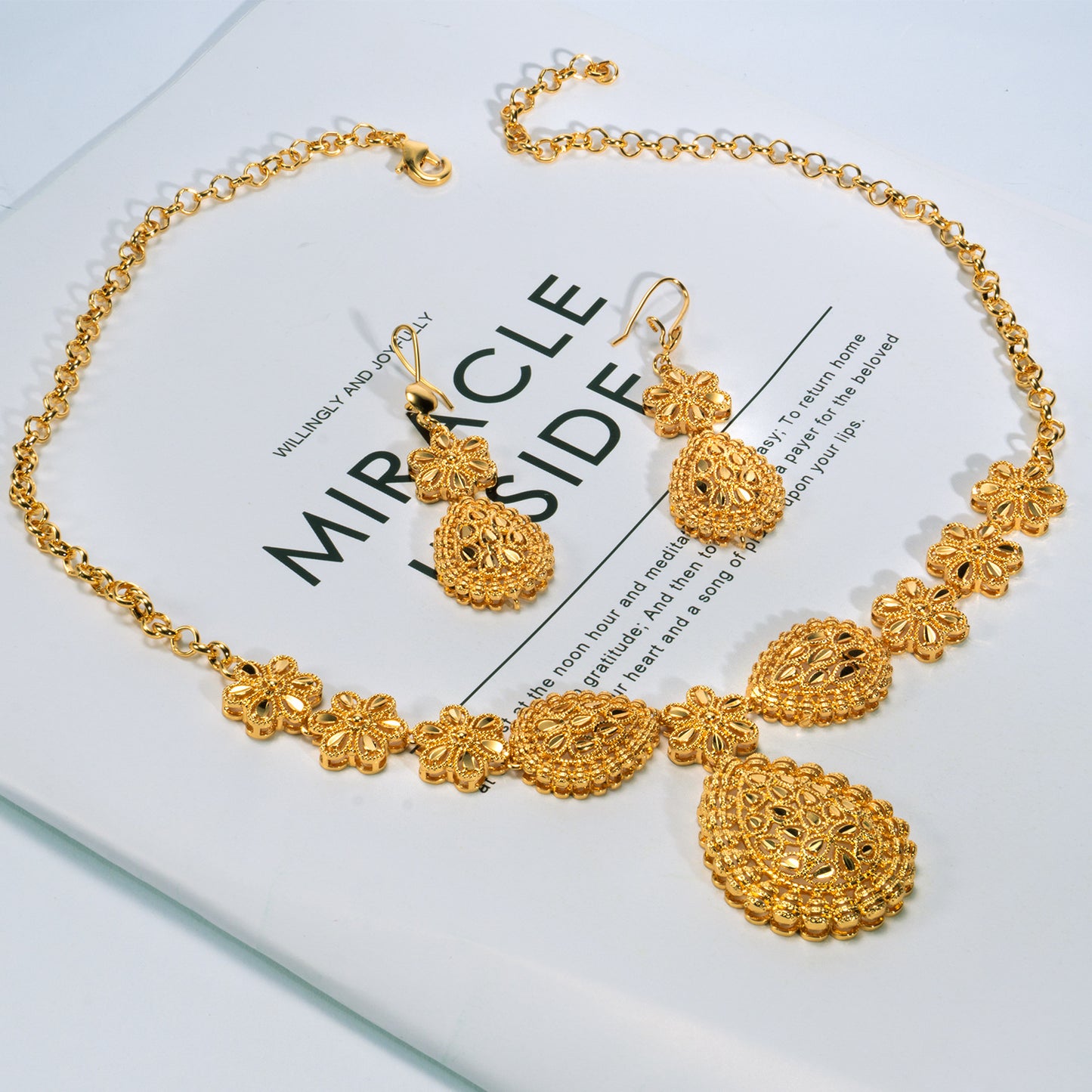 Sieraden Set met 24K Verguld Traditionele Indiaase Bruidsketting met Twee Oorbellen voor Dames