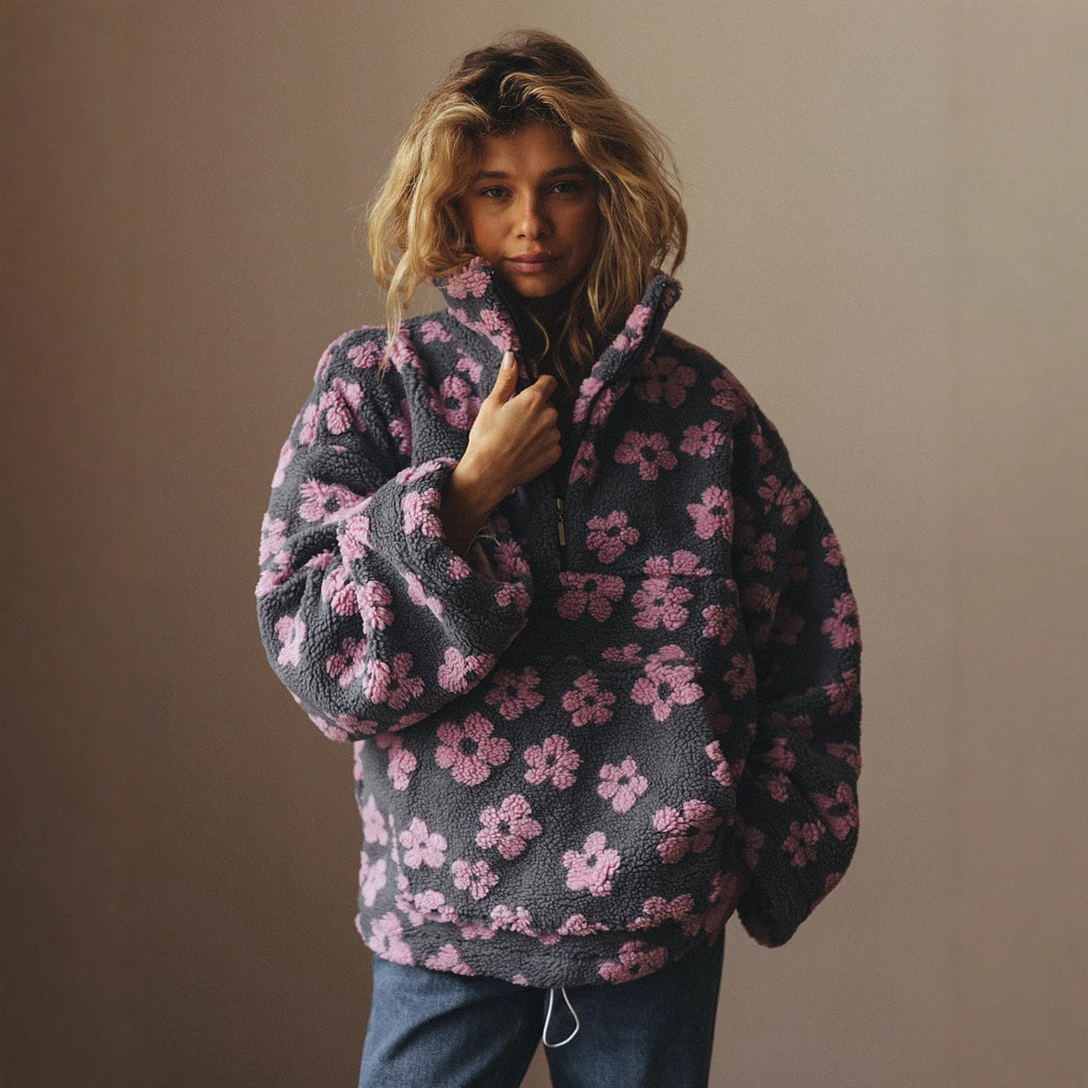 Uniek Ontwerp Trendy Winterse Casual Oversized Fleece Trui met Bloemenpatroon en Ritssluiting Revers voor Dames & Plus-size