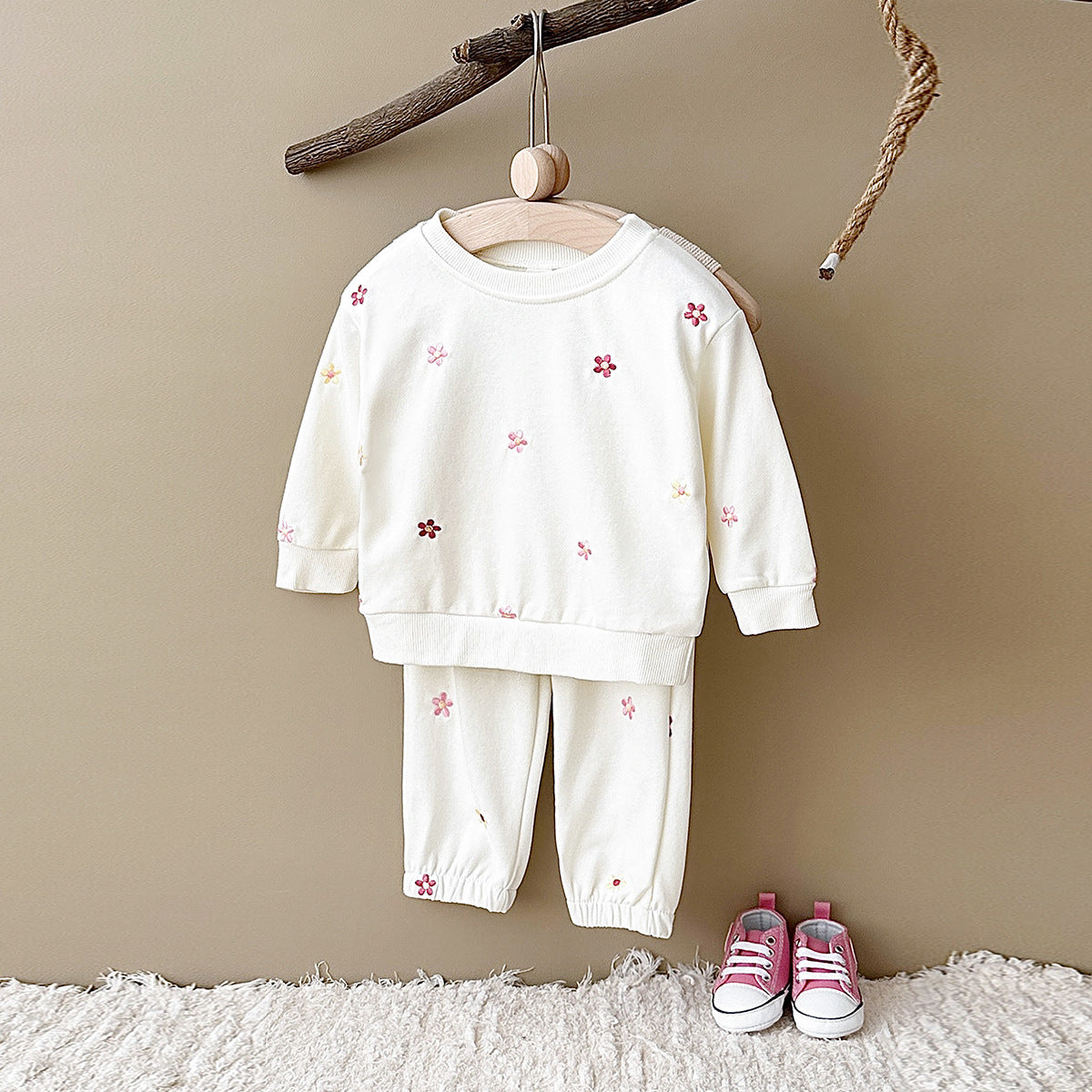 Casual Tweedelig Set Sweatshirt & Broek met Geborduurde Bloementjes voor Baby's/ Peuters