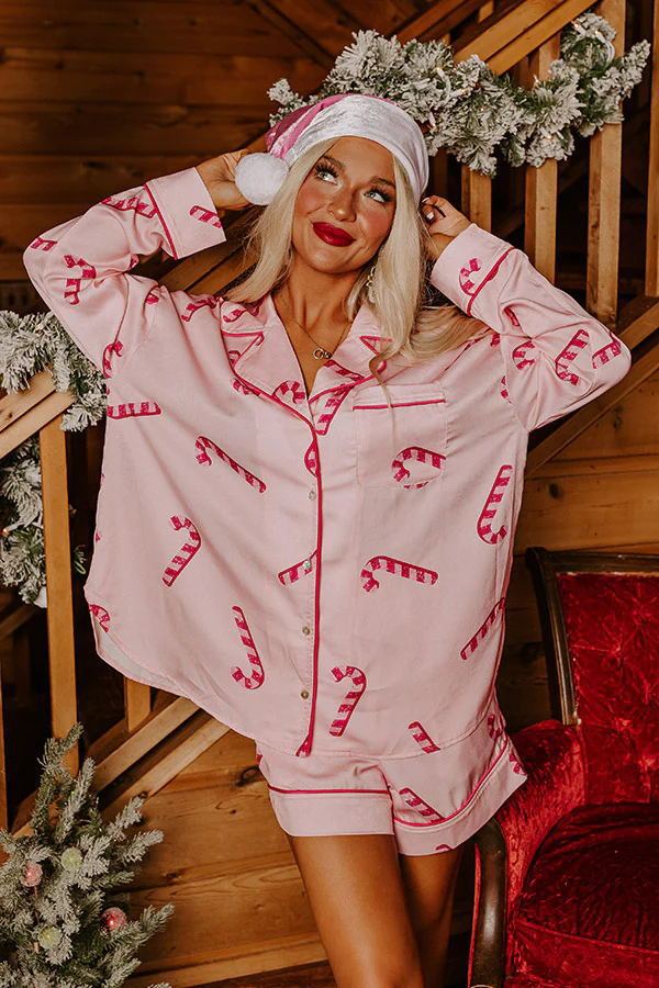 Kerstmis Elegante Stijlvolle Satijnen All-Over Bedrukte Kerstmisprint Korte Huis/Pyjama-outfit met Lange Mouwen voor Dames & Plus-size
