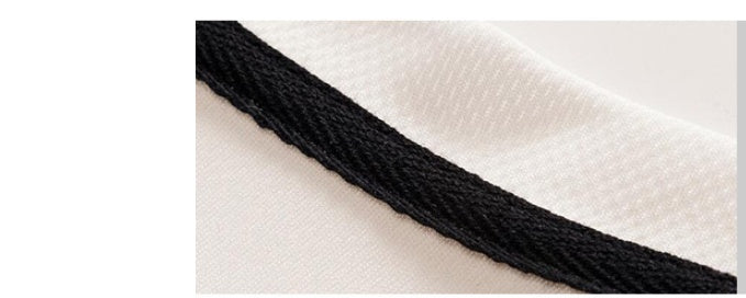 De nieuwe hoodie met geometrische digitale print